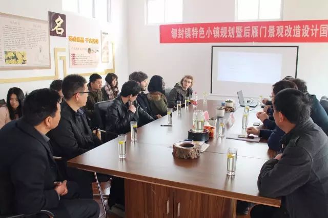 一批批參觀團(tuán)為何頻頻到云臺(tái)冰菊基地參觀？